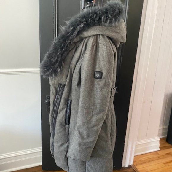 OOKPIK M womans Contessa witer Jacket,Grey with fur trim - Picture 6 of 7